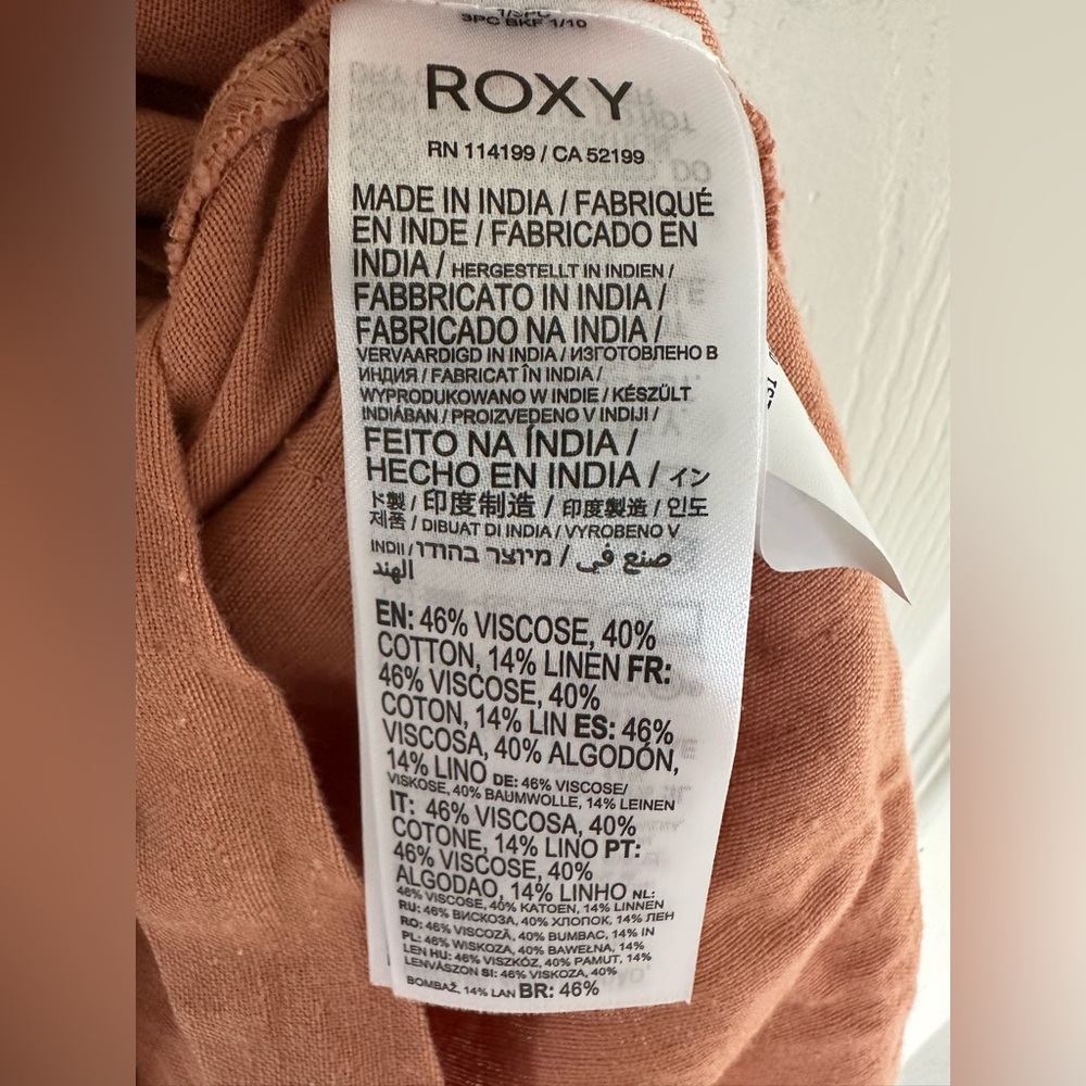 Women’s romper from Roxy (size small) - Picture 4 of 4